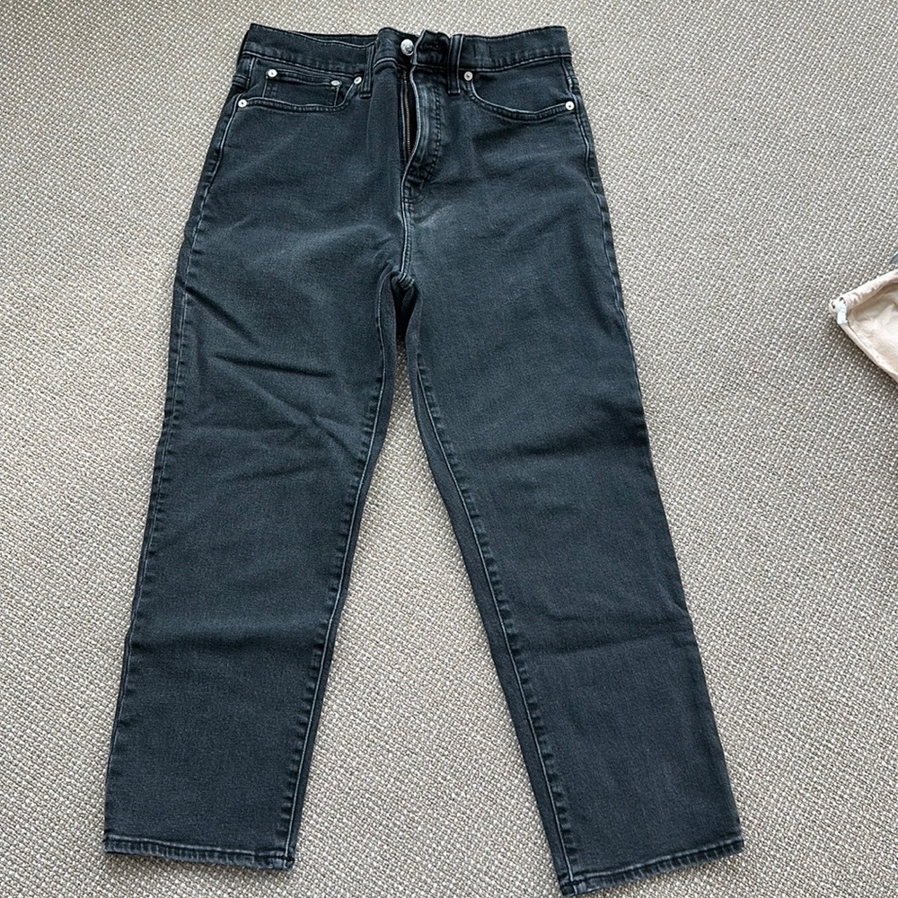 Madewell Classic Straight Jean, size 29, lunar wash